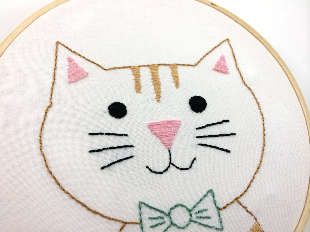 Free Cat Embroidery Pattern from Hugs are Fun