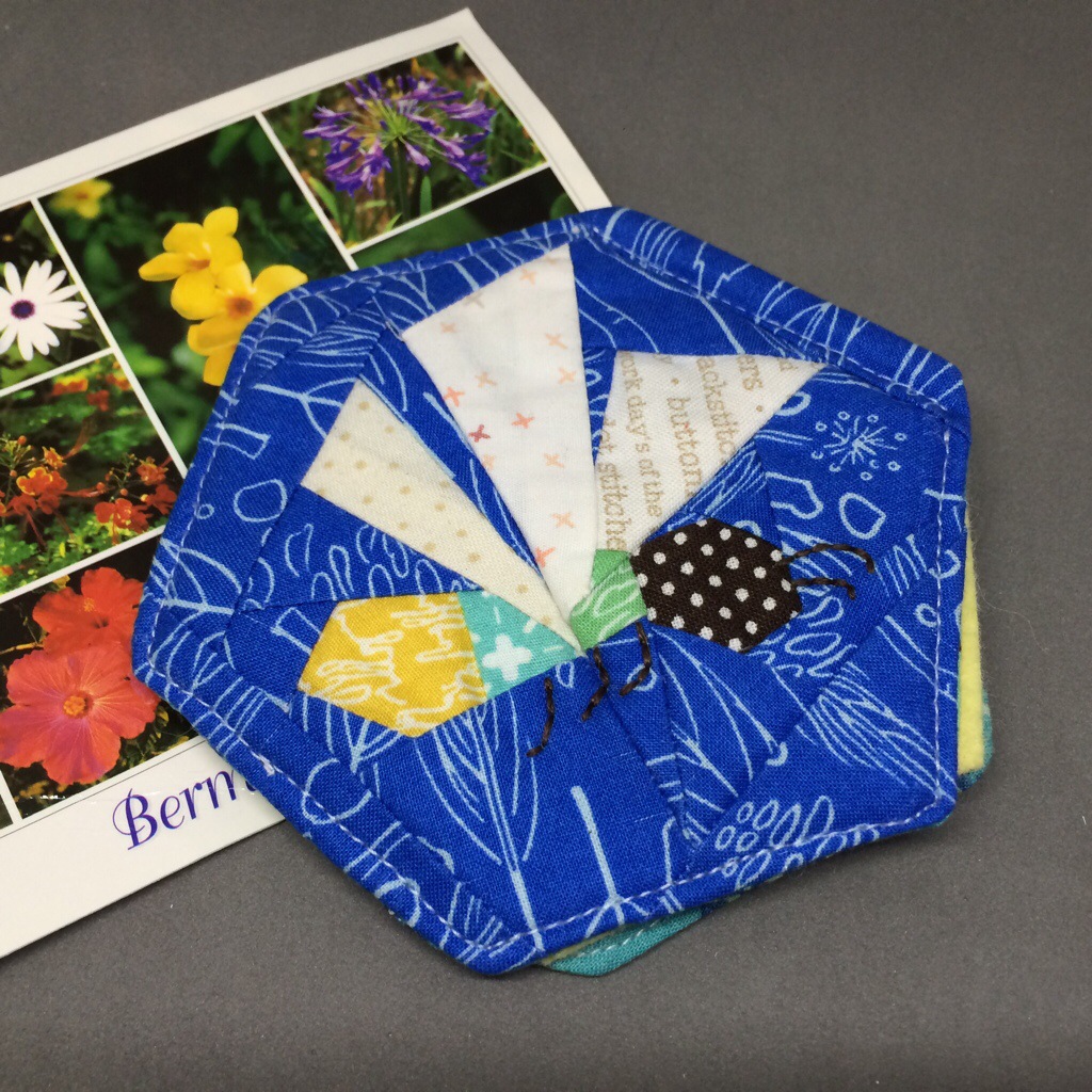 Hugs are Fun - A Hexagon Firefly Needlebook