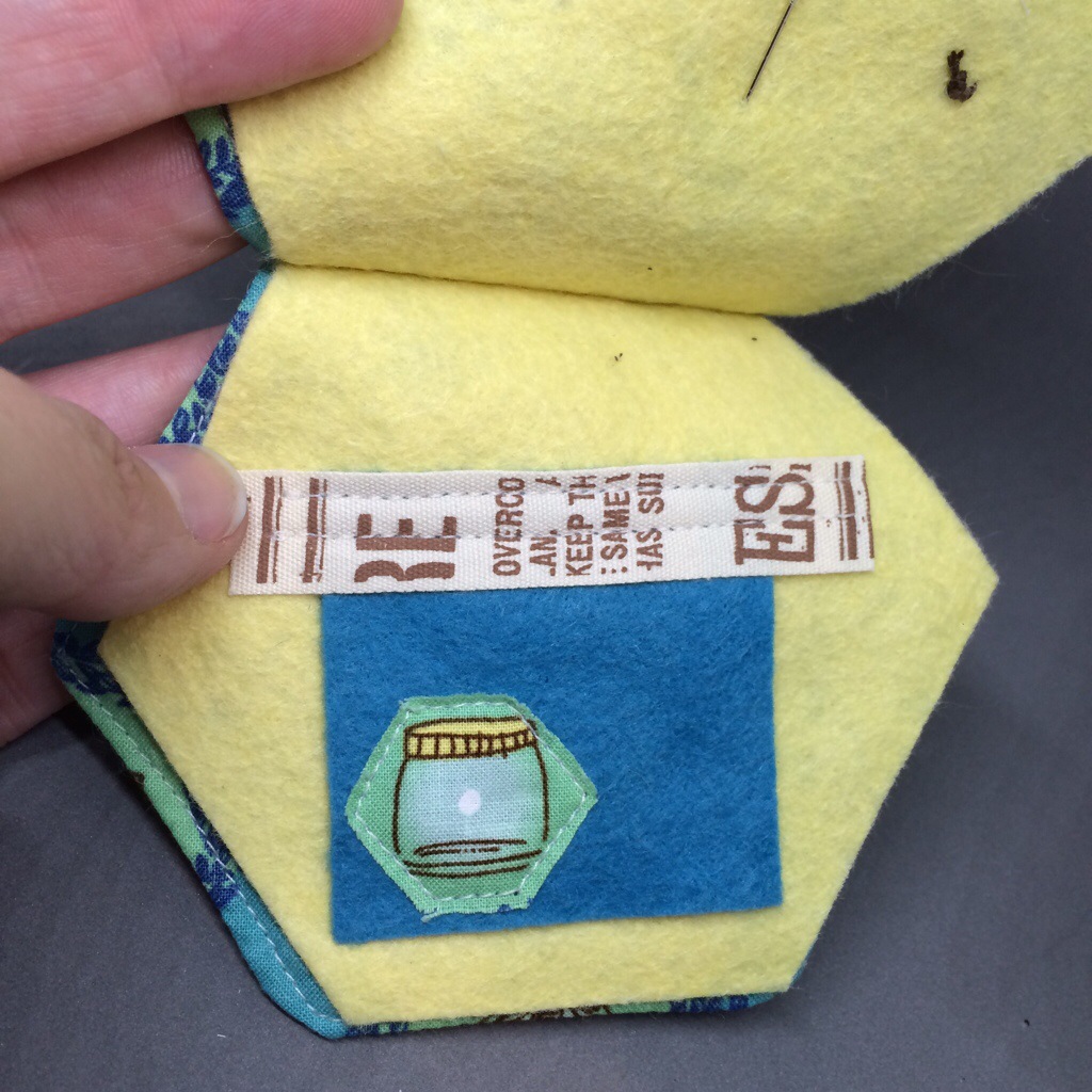 Hugs are Fun - A Hexagon Firefly Needlebook