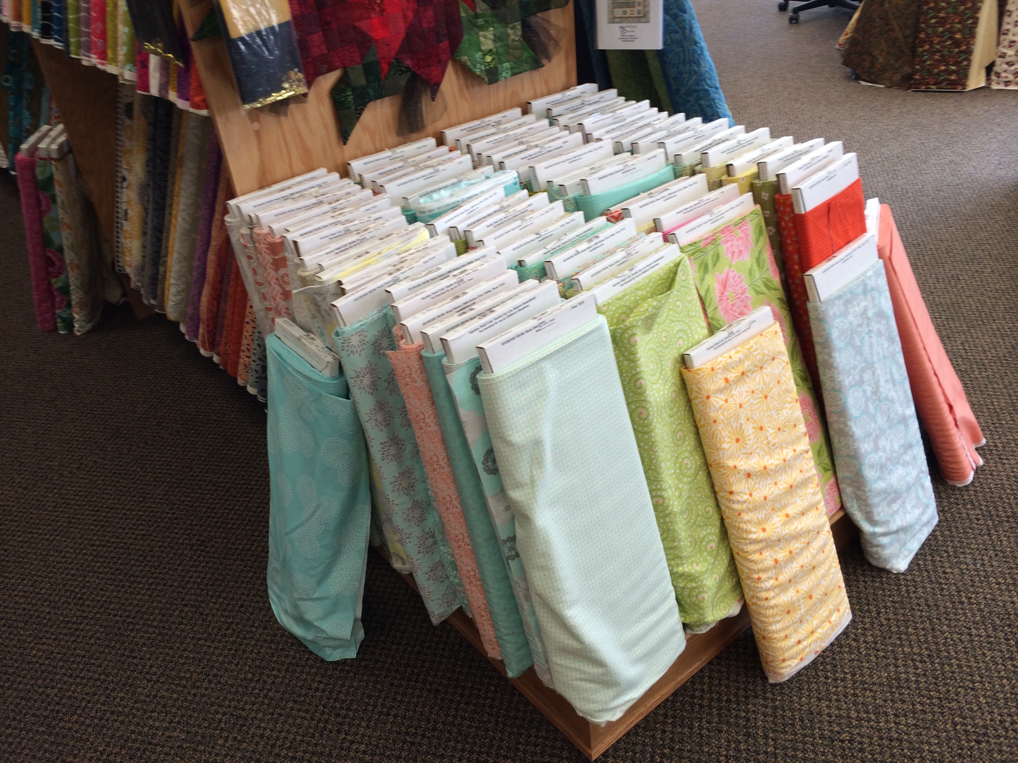A Local Quilt Shop Trip - Quilters Quest in Woodridge, IL