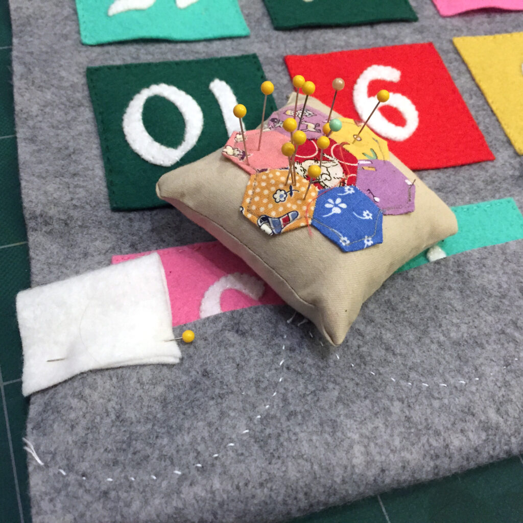 Modern Felt Advent Calendar Tutorial from Hugs are Fun