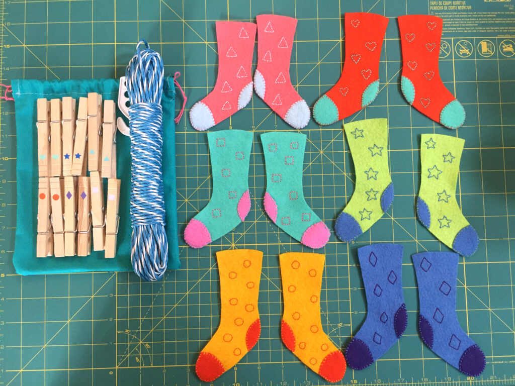 Virtual Busy Bag Swap - Sock Matching Game from Hugs are Fun