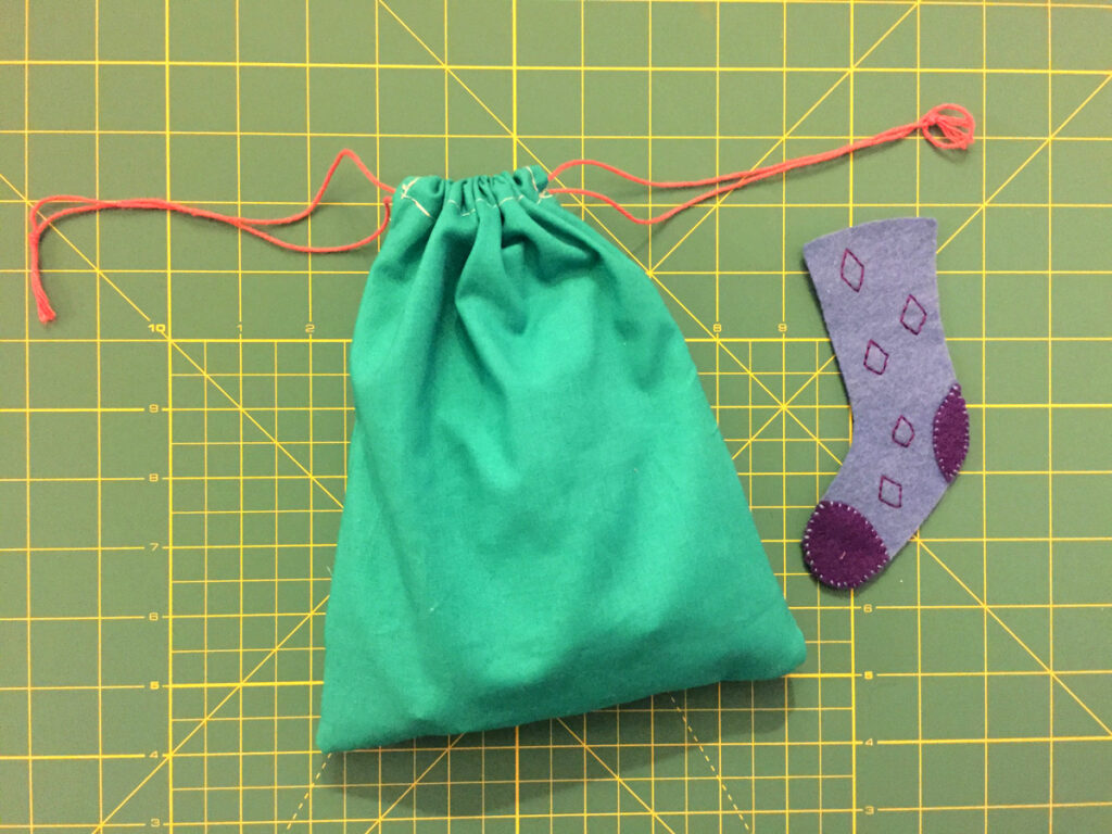 Virtual Busy Bag Swap - Sock Matching Game from Hugs are Fun