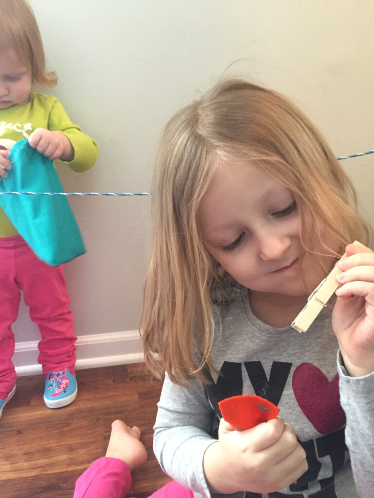 Virtual Busy Bag Swap - Sock Matching Game from Hugs are Fun
