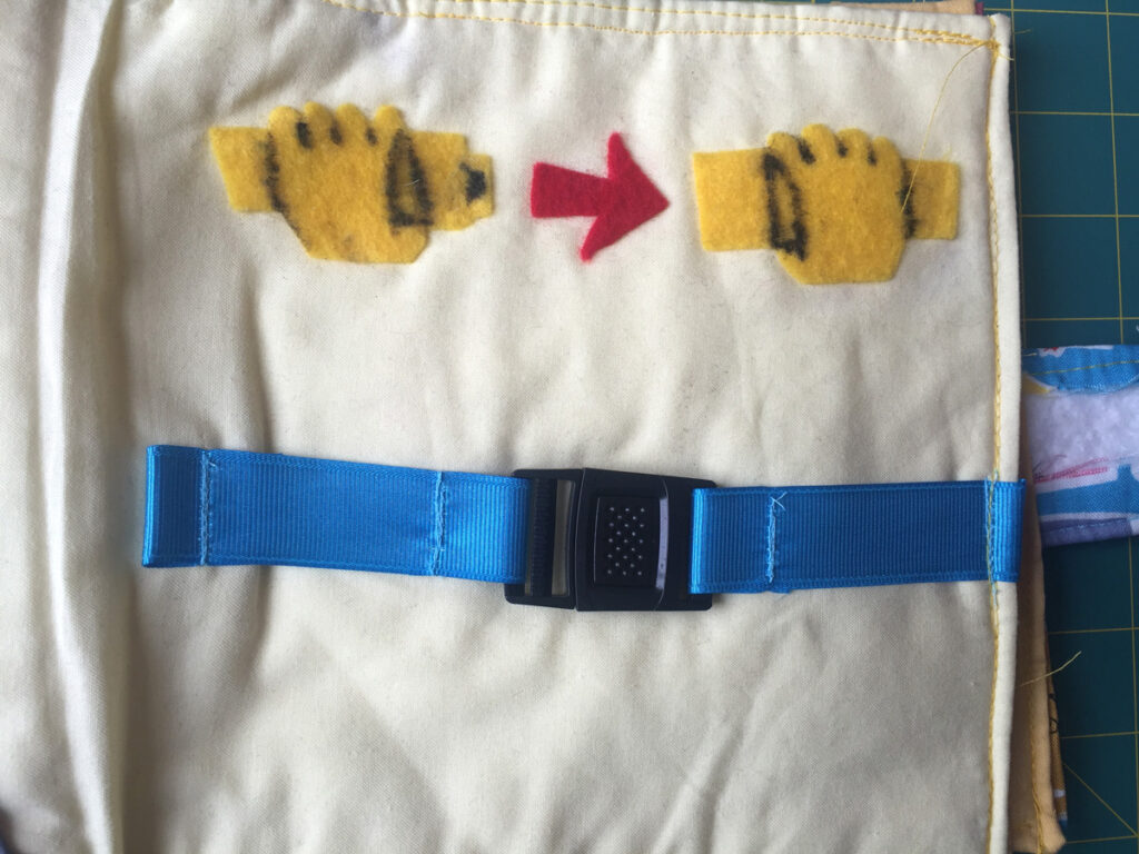 Airplane Busy Book from Hugs are Fun