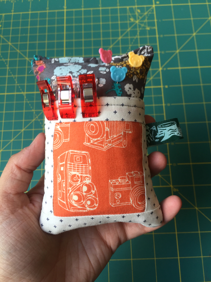 Deluxe Pincushions! from Hugs are Fun