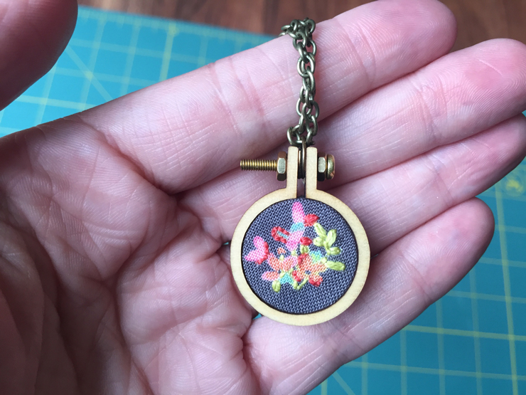 embroiderednecklace