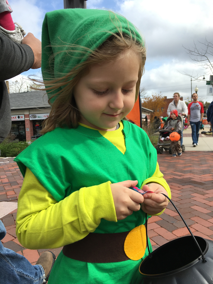 Super Easy Handmade Costumes from Hugs are Fun